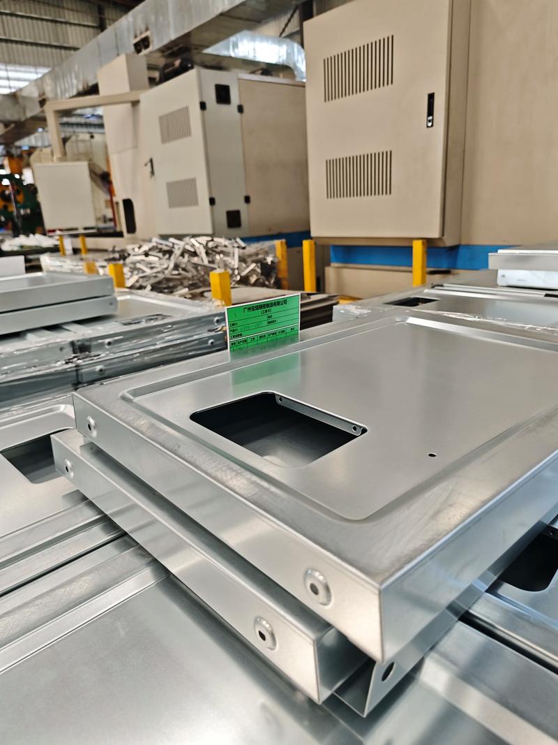 不銹鋼鈑金加工的產(chǎn)品滲透多個(gè)領(lǐng)域